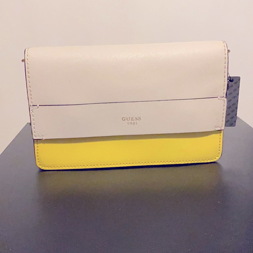 Guess Crossbody